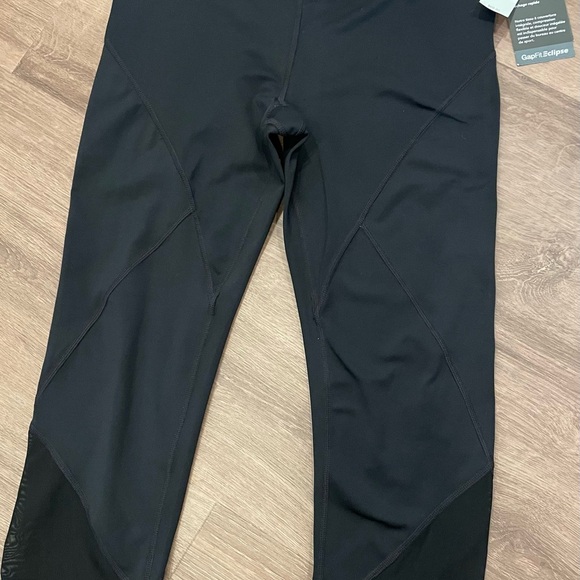 Gap leggings size M Capri length NWT - Picture 2 of 8